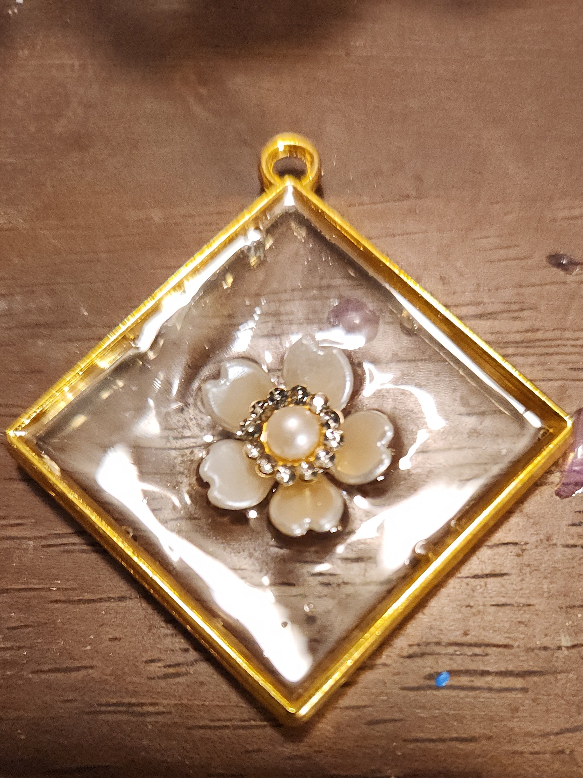 Resin Flower Pendant Necklace